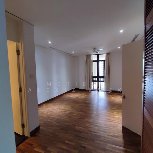 The Colonnade, 82 Grange Road, Tanglin / Holland / Bukit Timah, 3 Bedrooms, 3,617 sqft, Condominium For Rent, by Meriell Alexiz Kwek, 25584131 - Living Room - PropertyGuru.com.sg