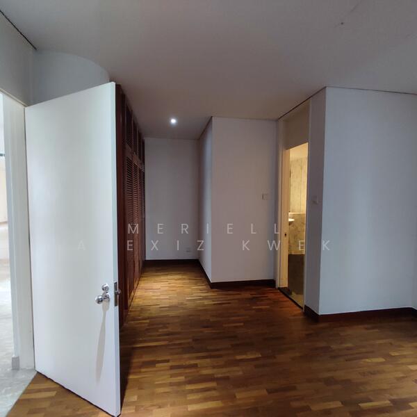 The Colonnade, 82 Grange Road, Tanglin / Holland / Bukit Timah, 3 Bedrooms, 3,617 sqft, Condominium For Rent, by Meriell Alexiz Kwek, 25584131 - Hallway - PropertyGuru.com.sg