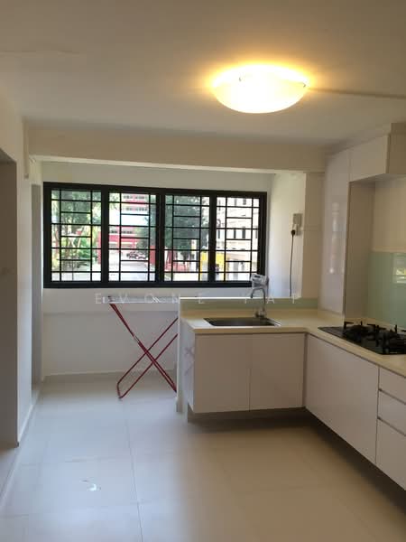 86 Redhill Close, 86 Redhill Close, 2 Bedrooms, 600 sqft, HDB Flat For Rent, by Evone Yap, 25584184 - Kitchen - PropertyGuru.com.sg
