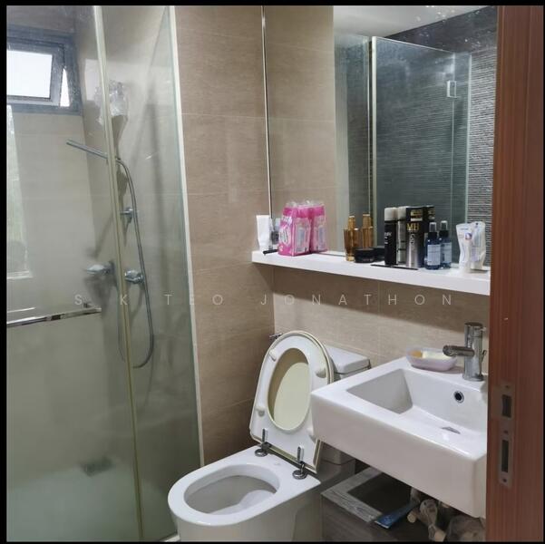 Woodhaven, 71 Woodgrove Avenue, 2 Bedrooms, 850 sqft, Condominium For Rent, by S K Teo Jonathon, 25584194 - PropertyGuru.com.sg