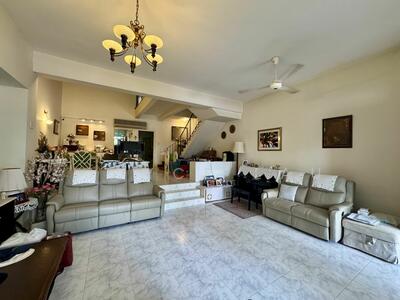 For Sale - Rare Belgravia Park Terrace 2 storey, quiet, 4 bedrooms, no noon sun! Hurry!