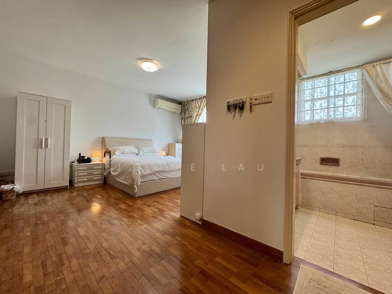 For Sale - Rare Belgravia Park Terrace 2 storey, quiet, 4 bedrooms, no noon sun! Hurry!