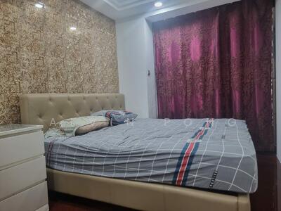 For Rent - Rich East Garden