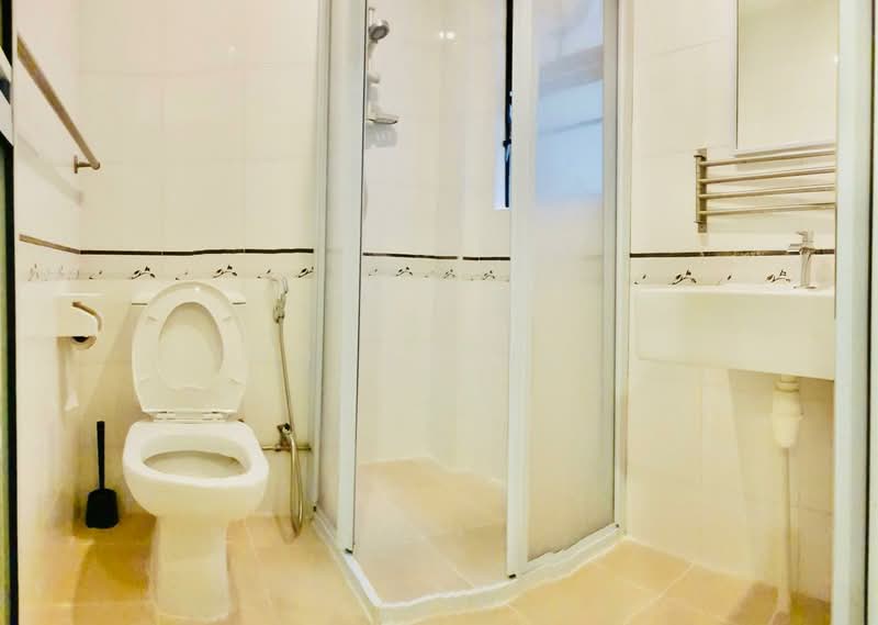 For Rent - Guillemard View