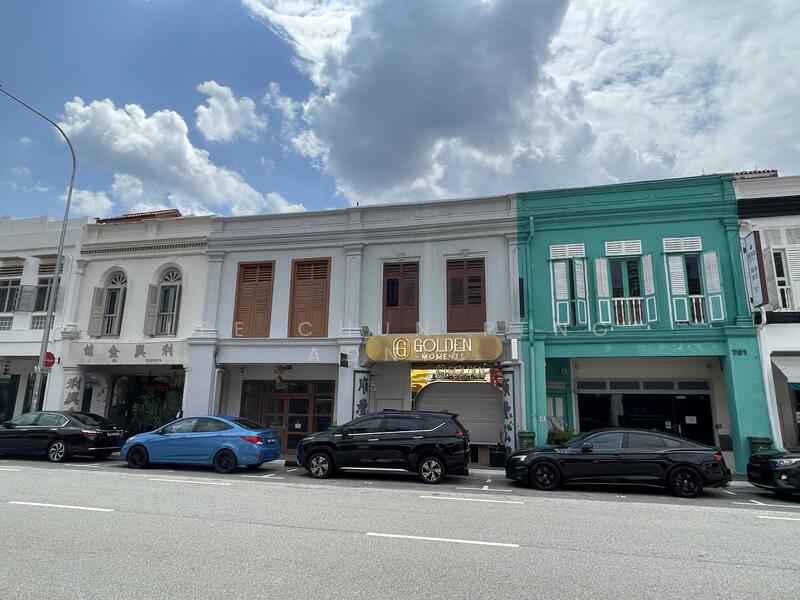 Kampong Glam Shophouse, north bridge road, bussorah street, arab street, 3,090 sqft, Shop / Shophouse For Sale, by Lee Chun Peng Adnic, 25584688 - CommercialGuru.com.sg