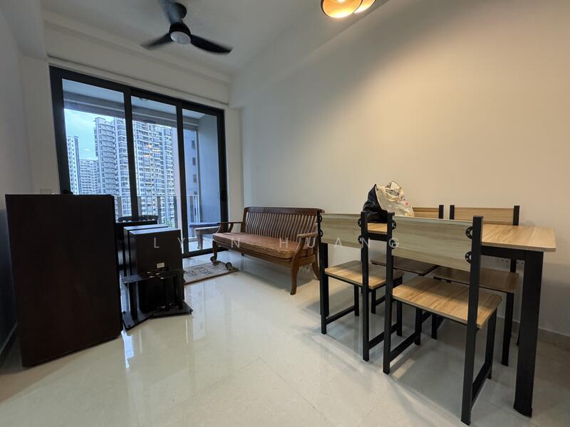 Parc Botannia, 10 Fernvale Street, 2 Bedrooms, 667 sqft, Condominium For Rent, by Lynn Huang, 25585307 - Dining Room - PropertyGuru.com.sg