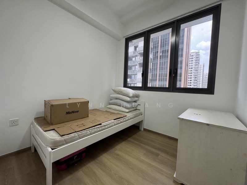 Parc Botannia, 10 Fernvale Street, 2 Bedrooms, 667 sqft, Condominium For Rent, by Lynn Huang, 25585307 - Bedroom - PropertyGuru.com.sg