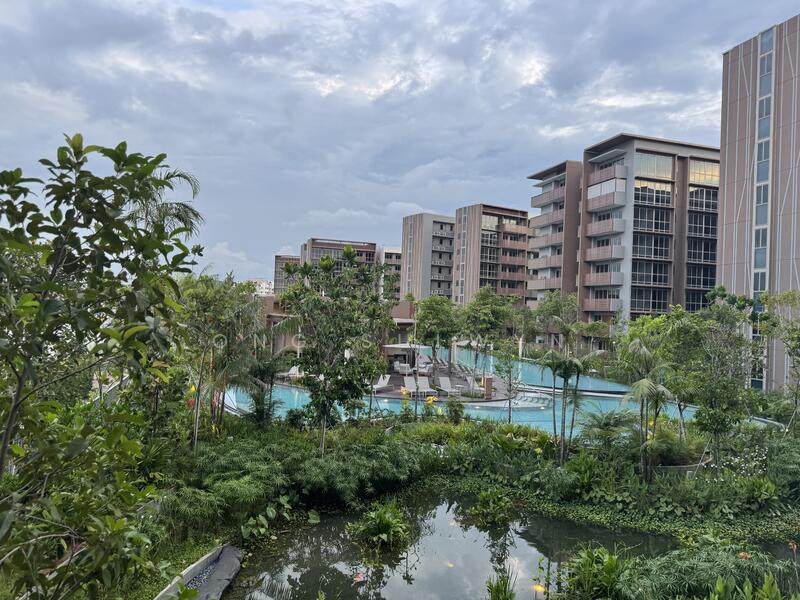 Pasir Ris 8, 10 Pasir Ris Drive 8, 2 Bedrooms, 775 sqft, Condominium For Rent, by Ong Sulwyn, 25585446 - Pool - PropertyGuru.com.sg