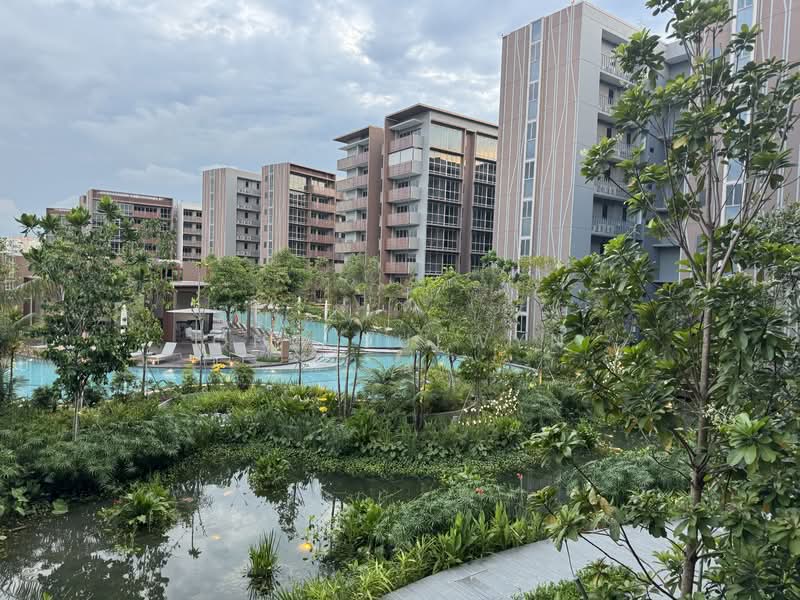 Pasir Ris 8, 10 Pasir Ris Drive 8, 2 Bedrooms, 775 sqft, Condominium For Rent, by Ong Sulwyn, 25585446 - Pool - PropertyGuru.com.sg