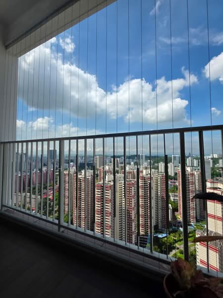 The Metropolitan Condominium, 8 Alexandra View, 3 Bedrooms, 1,399 sqft, Condominium For Rent, by Meera Chandirran/VR, 25585582 - View - PropertyGuru.com.sg