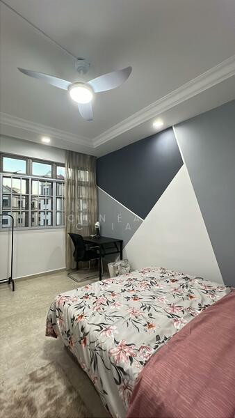 DR2 12SQM, $1300