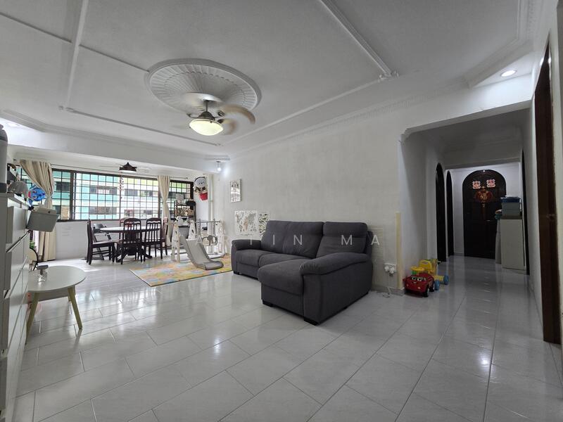 For Sale - 209 Yishun Street 21