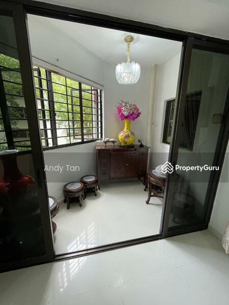 Living Room Balcony 