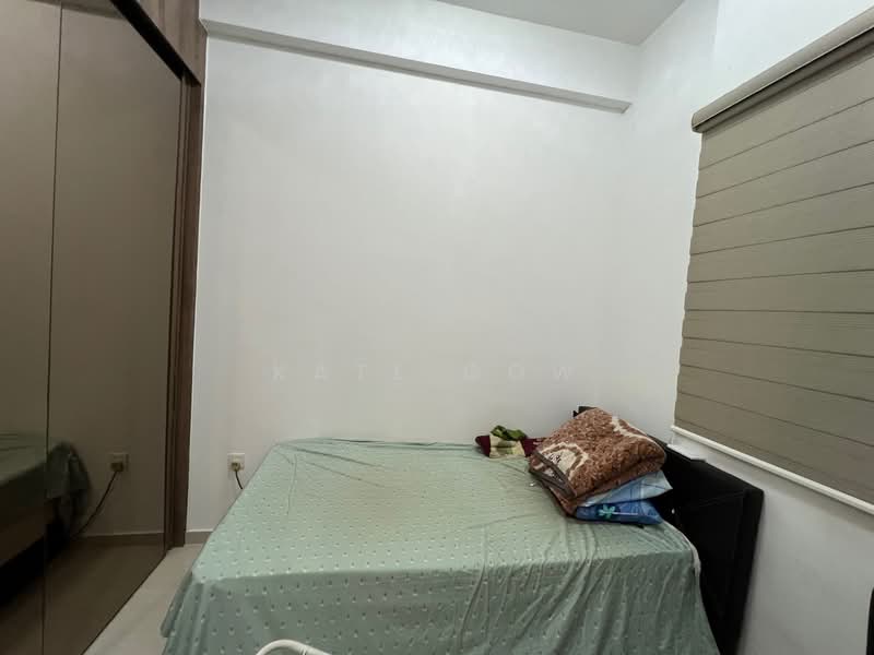 Floraville, 2 Cactus Road, 3 Bedrooms, 797 sqft, Apartment For Sale, by Kate Gow, 25586522 - 2nd Bedroom (Original Photo) - PropertyGuru.com.sg