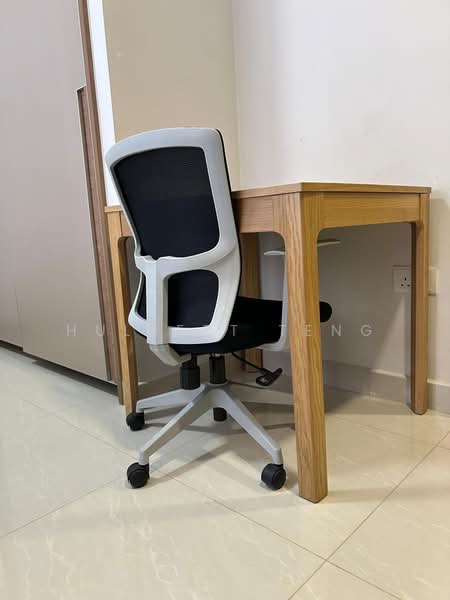 Coco Palms, 21 Pasir Ris Grove, Studio, 400 sqft, Condominium For Rent, by Hulbert Teng, 25586579 - Study - PropertyGuru.com.sg