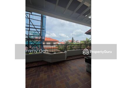 For Sale - WMC Freehold with 3 HUGE master bedrooms