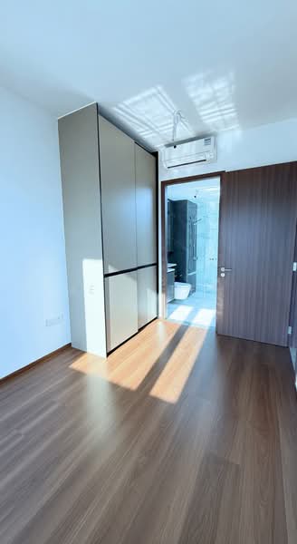 Bartley Vue, 6 Jalan Bunga Rampai, 2 Bedrooms, 732 sqft, Condominium For Sale, by Jeff Tey, 25586904 - Bedroom - PropertyGuru.com.sg