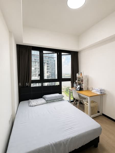 Parc Riviera, 101 West Coast Vale, 2 Bedrooms, 603 sqft, Condominium For Rent, by Andrew Heng, 25586942 - Bedroom 1 - PropertyGuru.com.sg