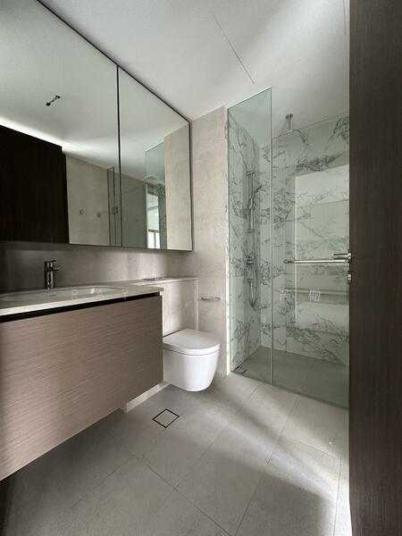 Pasir Ris 8, 10 Pasir Ris Drive 8, Pasir Ris / Tampines, 1 Bedroom, 538 sqft, Condominium For Rent, by Ray Gin 芮儆, 25587247 - Bathroom - PropertyGuru.com.sg