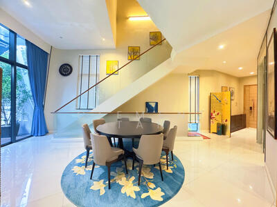 For Sale - d'Leedon (Former Farrer Court)