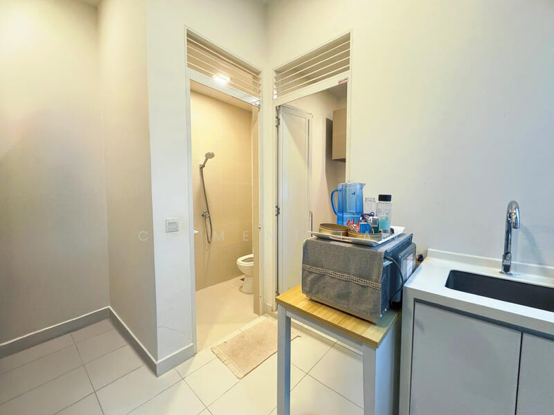 Yard, Utility Room & WC (Basement 1)