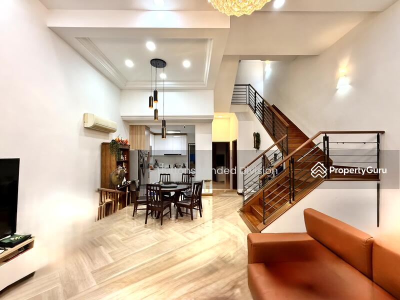 For Sale - Affordable Renovated 3 Storey 5+1 Room Terrace @ Kovan