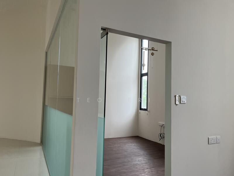 BS Centre, 243 Alexandra Road, 54,748 sqft, Light Industrial (B1) For Sale, by Teo Jeri, 25587323 - CommercialGuru.com.sg