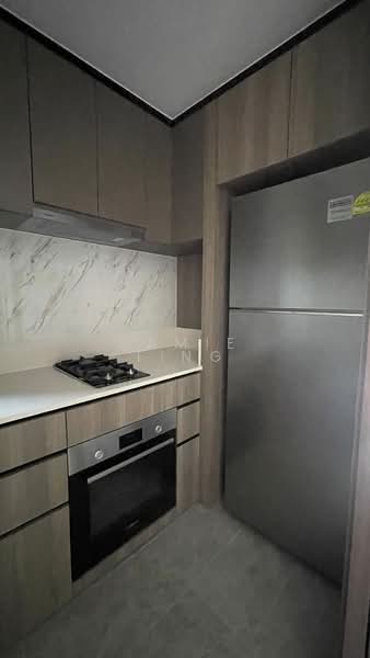 Bartley Vue, 8 Jalan Bunga Rampai, 2 Bedrooms, 657 sqft, Condominium For Sale, by Jamie Ting, 25587452 - Kitchen - PropertyGuru.com.sg