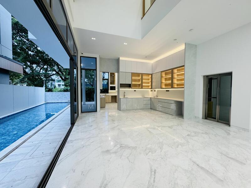 For Sale - Brand New/Freehol, 4 levels with Lift, pool, 7+1 bedrooms ensuite, huge for multi-generations