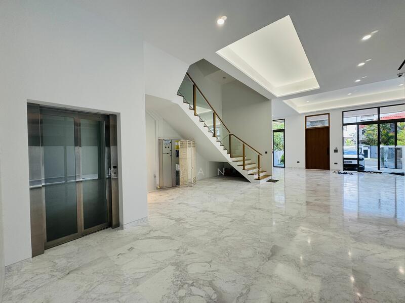 For Sale - Brand New/Freehol, 4 levels with Lift, pool, 7+1 bedrooms ensuite, huge for multi-generations