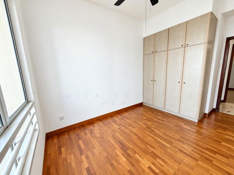 Parkshore, 201 Tanjong Rhu Road, East Coast / Marine Parade, 3 Bedrooms, 1,324 sqft, Condominium For Sale, by Athalia Soon Sze Yin, 25588316 - Bedroom - PropertyGuru.com.sg