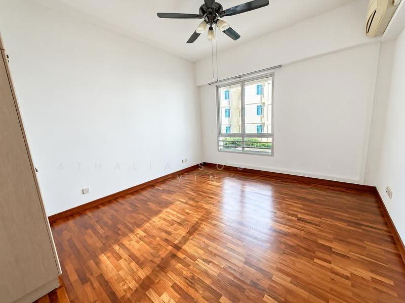 Parkshore, 201 Tanjong Rhu Road, East Coast / Marine Parade, 3 Bedrooms, 1,324 sqft, Condominium For Sale, by Athalia Soon Sze Yin, 25588316 - Living Room - PropertyGuru.com.sg