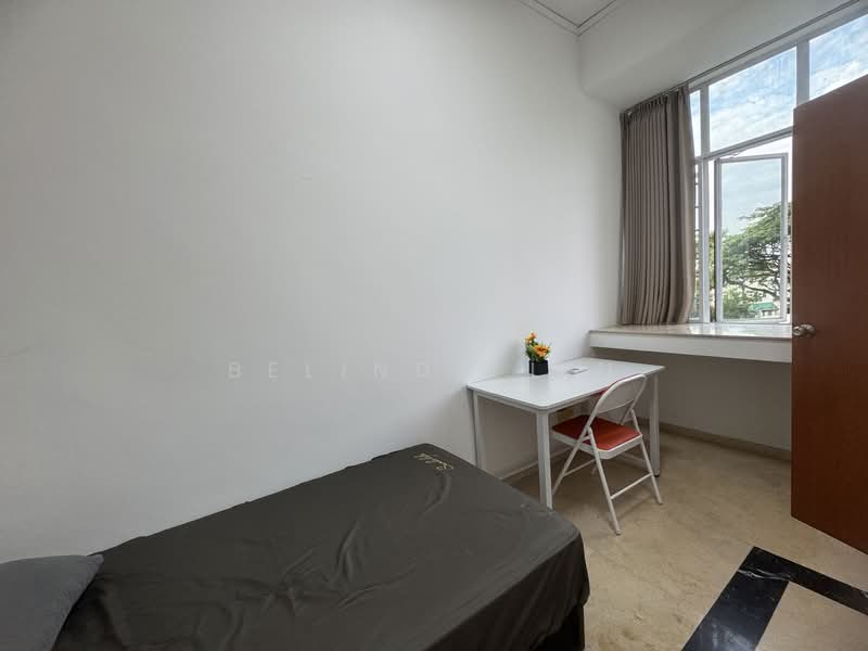Lakepoint Condo, 10 Lakepoint Drive, Room Rental, 80 sqft, Condominium For Rent, by Belinda Liu, 25588664 - PropertyGuru.com.sg