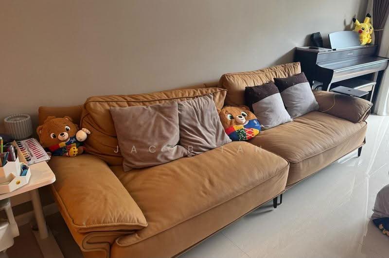 Treasure at Tampines, 19 Tampines Lane, Pasir Ris / Tampines, 4 Bedrooms, 1,335 sqft, Condominium For Rent, by Jacob Tan, 25588905 - PropertyGuru.com.sg