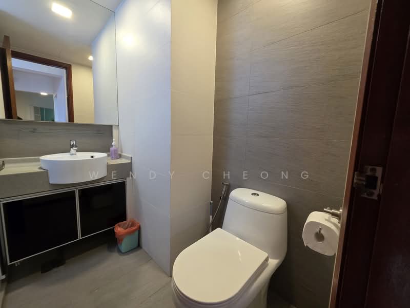 Compass Heights, 9 Sengkang Square, Room Rental, 200 sqft, Condominium For Rent, by Wendy Cheong, 25589070 - common bathroom - PropertyGuru.com.sg