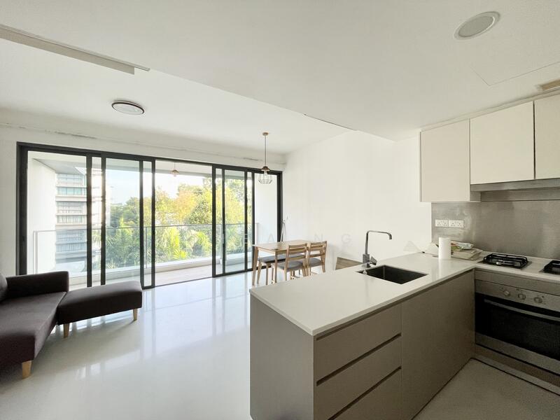 Hedges Park Condominium Condominium For Sale at S$ 1,080,000 | PropertyGuru Singapore - Kitchen