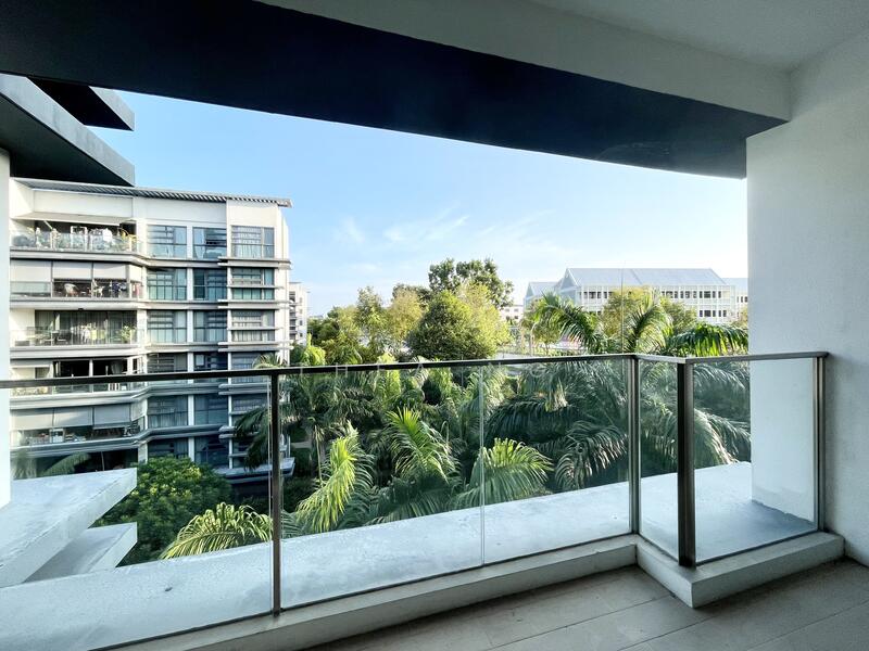 Hedges Park Condominium Condominium For Sale at S$ 1,080,000 | PropertyGuru Singapore - Balcony