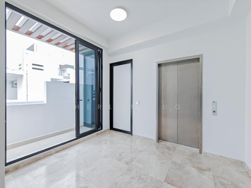 second level spacious walk way