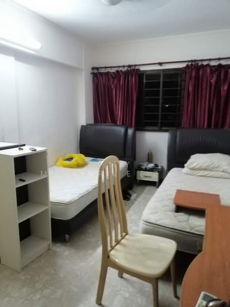 212 Jurong East Street 21, 212 Jurong East Street 21, 2 Bedrooms, 720 sqft, HDB Flat For Rent, by Amy Malarveezhi, 25589403 - Bedroom - PropertyGuru.com.sg