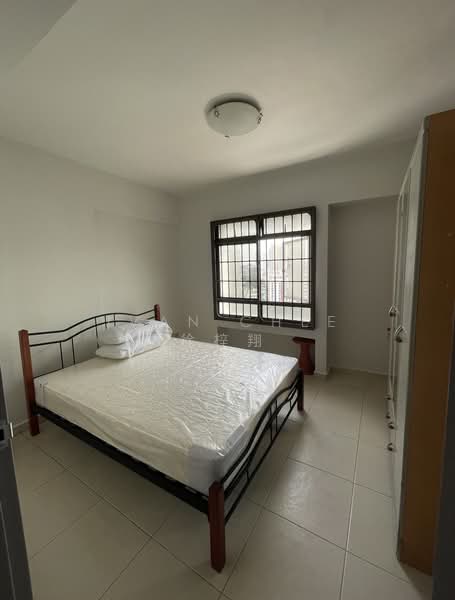 455 Clementi Avenue 3, 455 Clementi Avenue 3, Room Rental, 120 sqft, HDB Flat For Rent, by Ivan Chee 徐梓翔, 25589437 - Bedroom - PropertyGuru.com.sg