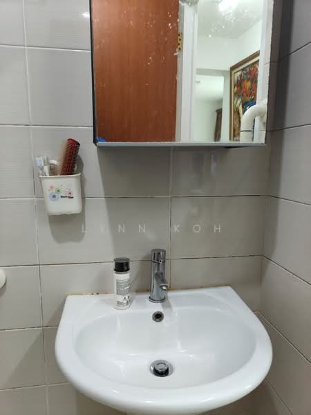 431C Yishun Avenue 1, 431C Yishun Avenue 1, Room Rental, 100 sqft, HDB Flat For Rent, by Lynn Koh, 25589465 - Bathroom - PropertyGuru.com.sg