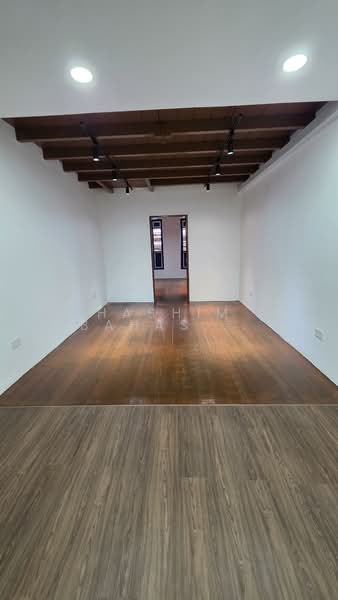 Kg Glam Arab Street, Arab Street, 1,600 sqft, Shop / Shophouse For Rent, by Hashim Bahashwan, 25589476 - Interior - CommercialGuru.com.sg
