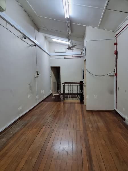 Kg Glam Arab Street, Arab Street, 1,300 sqft, Shop / Shophouse For Rent, by Hashim Bahashwan, 25589476 - CommercialGuru.com.sg