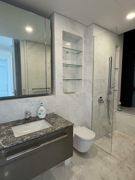 South Beach Residences, 28 South Beach Road, 4 Bedrooms, 2,616 sqft, Condominium For Rent, by Kelvin Lam, 25589527 - Bathroom - PropertyGuru.com.sg