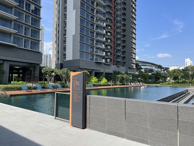 Clavon, Clementi Avenue 1, 1 Bedroom, 527 sqft, Condominium For Rent, by Jennifer Ng, 25589757 - Pool - PropertyGuru.com.sg