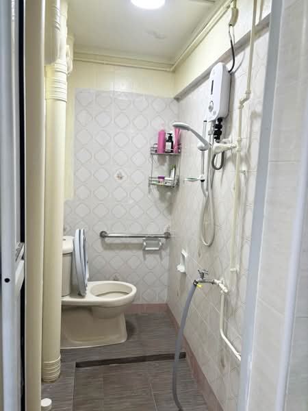 49 Circuit Road, 49 Circuit Road, Room Rental, 140 sqft, HDB Flat For Rent, by Alan Tsui 徐先生, 25589849 - PropertyGuru.com.sg
