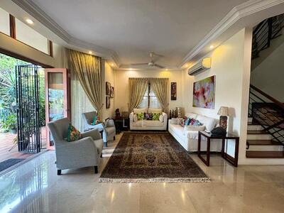 For Sale - ⭐ Move-In Ready & Fully Built 2.5 Corner Terrace w Basement ⭐