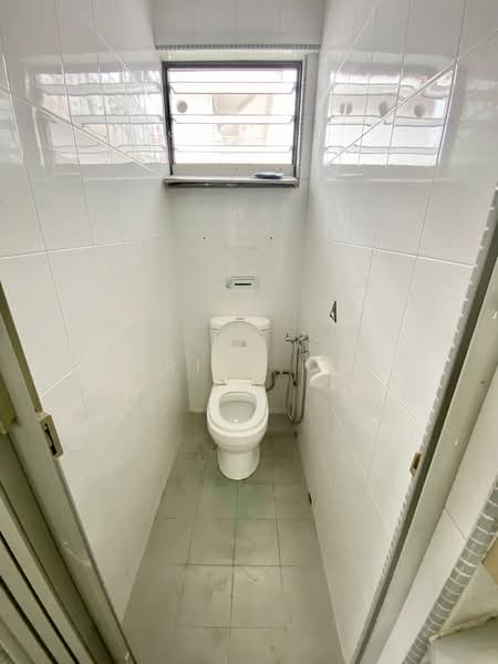 112 Lorong 1 Toa Payoh, 112 Lorong 1 Toa Payoh, 3 Bedrooms, 710 sqft, HDB Flat For Rent, by Marisa Ong, 25590420 - PropertyGuru.com.sg