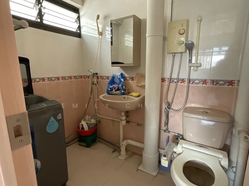 60 New Upper Changi Road HDB Flat For Sale at S$ 750,000 | PropertyGuru Singapore