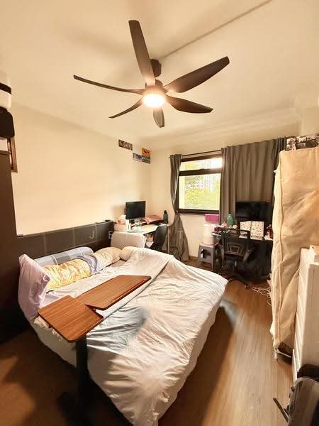 35 Jalan Rumah Tinggi, 35 Jalan Rumah Tinggi, Alexandra / Commonwealth, 3 Bedrooms, 1,324 sqft, HDB Flat For Rent, by Jeff Tey, 25590706 - Bedroom - PropertyGuru.com.sg